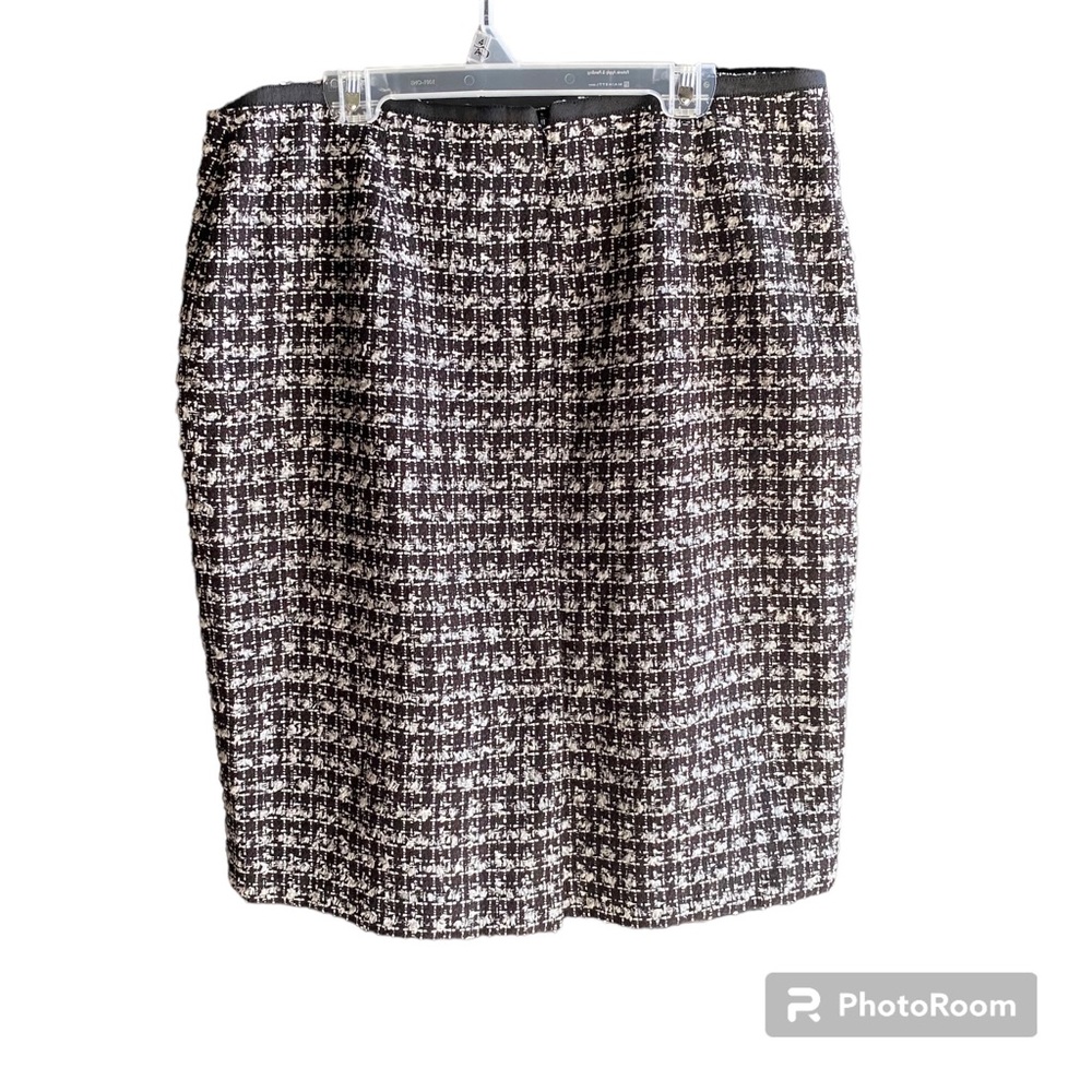 NWT Talbots Black and White Classic Tweed Pencil Skirt Size 12P - Picture 2 of 9